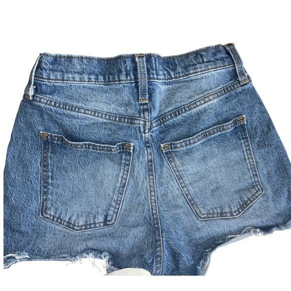 Universal Thread Light Blue Jean Shorts - Picture 4 of 6